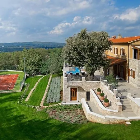 House 688 بيت للعطل *