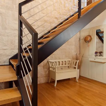 بيت للعطل House 688