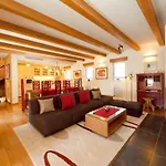 Prázdninový dům House 688 *